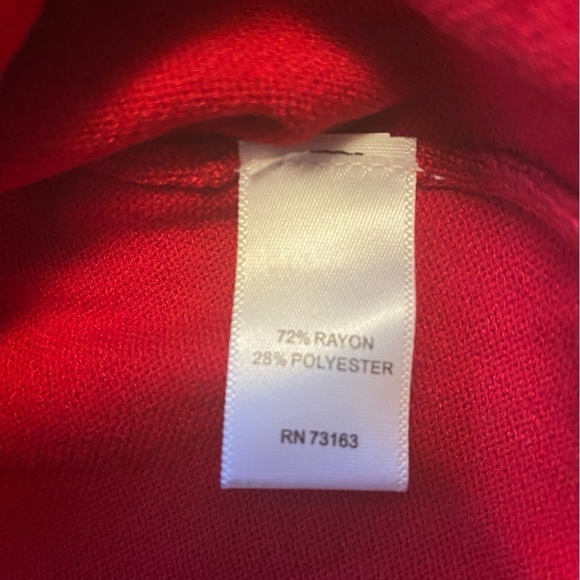 Cable and Gauge Red Sweater 1X NWT - Picture 9 of 9